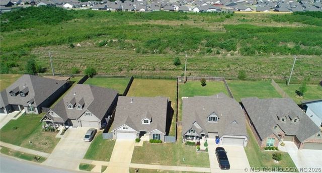 7012 S Elder Avenue, Broken Arrow, OK 74011