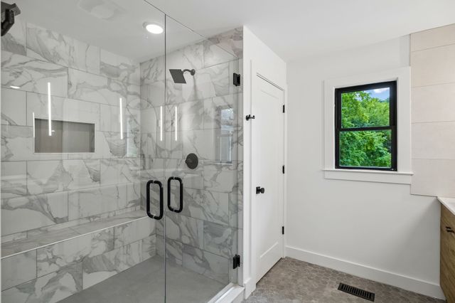 609 Hunters Ln, Brentwood, TN 37027
