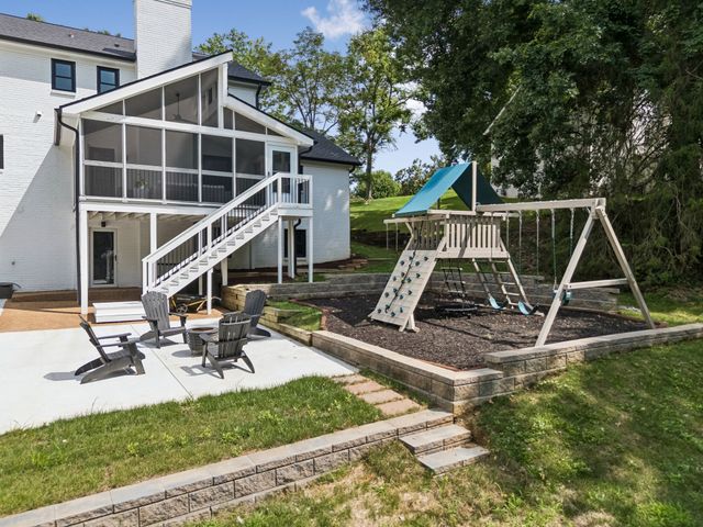 609 Hunters Ln, Brentwood, TN 37027