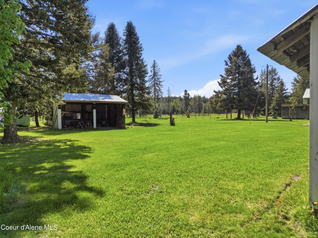 804 Clagstone Rd, Blanchard, ID 83804