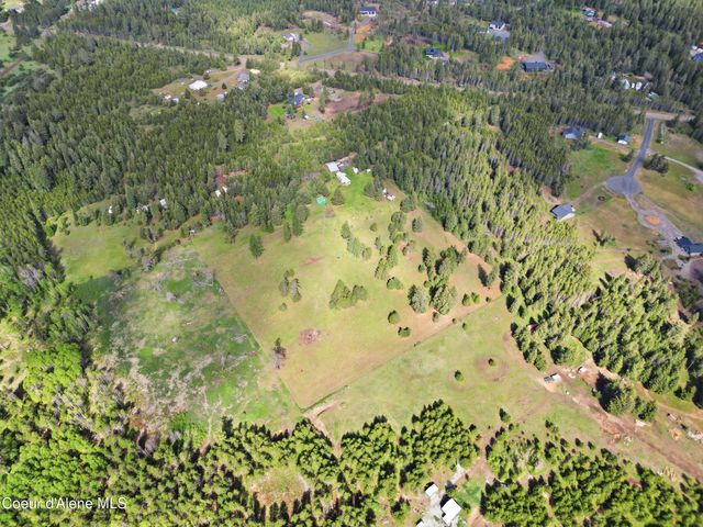 804 Clagstone Rd, Blanchard, ID 83804