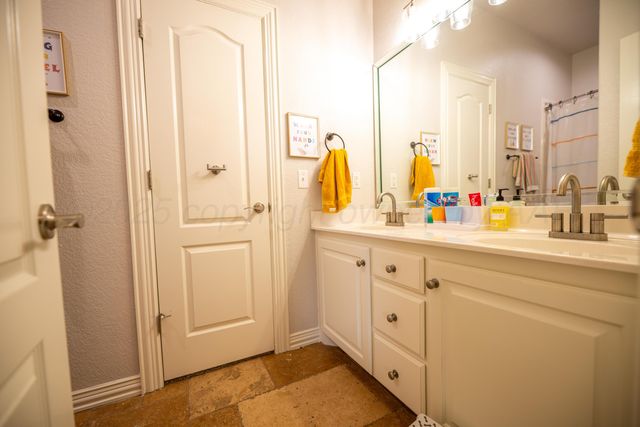 8401 Shady Lake Drive, Canyon, TX 79015