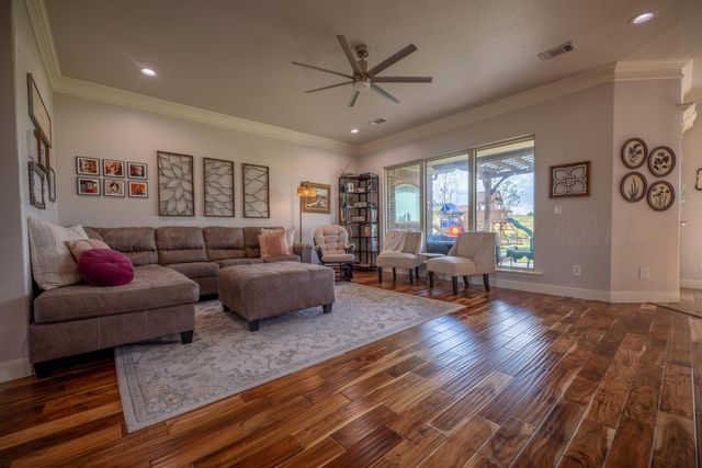 8401 Shady Lake Drive, Canyon, TX 79015