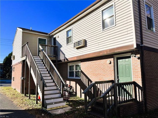 1704 N King St Apt D, Hampton, VA 23669