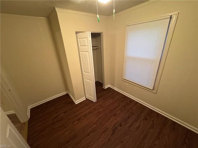 1704 N King St Apt D, Hampton, VA 23669