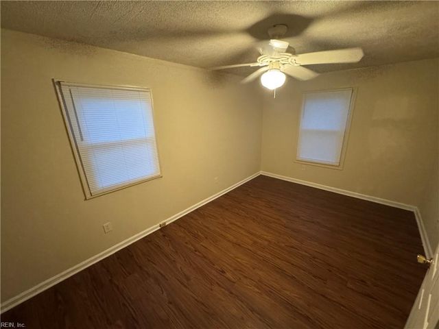 1704 N King St Apt D, Hampton, VA 23669