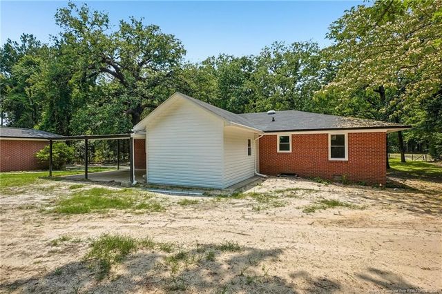402 Poplar Hill Road, Fayetteville, NC 28312