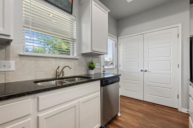 1404 Jenkins BND 11, Austin, TX 78748