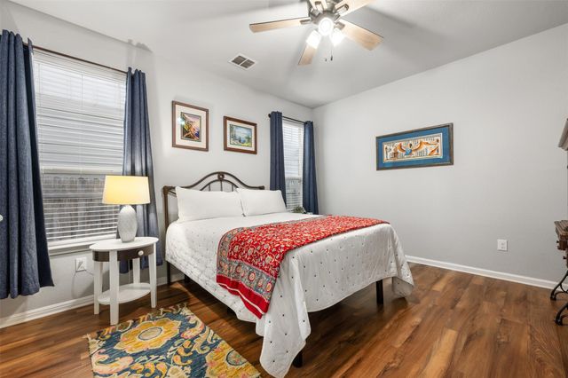 1404 Jenkins BND 11, Austin, TX 78748