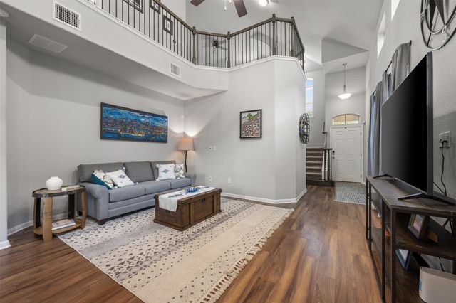 1404 Jenkins BND 11, Austin, TX 78748
