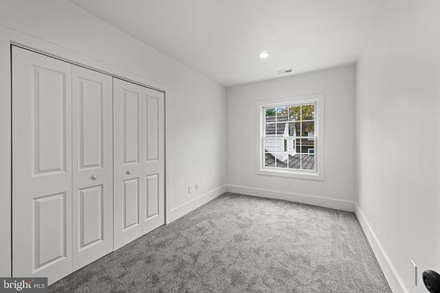 118 W BEECHTREE LN, Wayne, PA 19087
