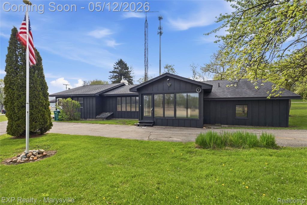 3345 Beach Road, Port Huron Charter Township, MI 48060