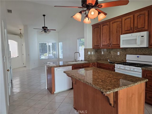 31270 Van Ruysdael, Winchester, CA 92596