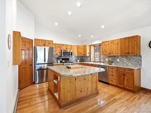 9808 Fallen Rock Rd, Conifer, CO 80433