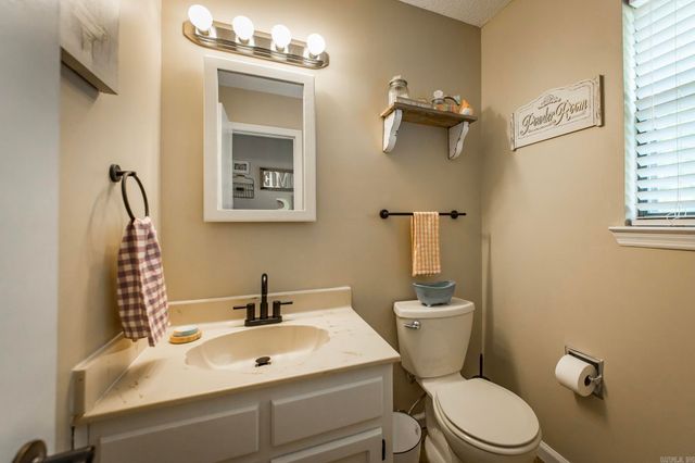 5604 N Hills Boulevard, North Little Rock, AR 72116