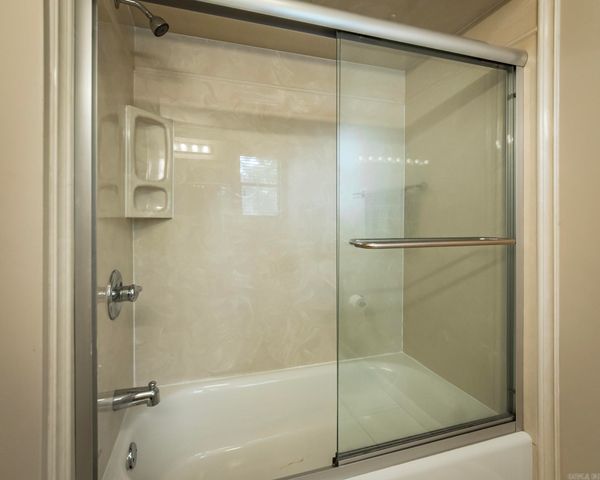 5604 N Hills Boulevard, North Little Rock, AR 72116