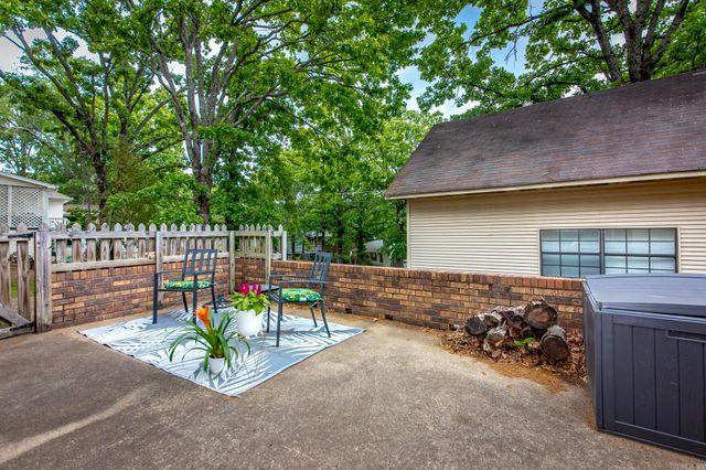 5604 N Hills Boulevard, North Little Rock, AR 72116