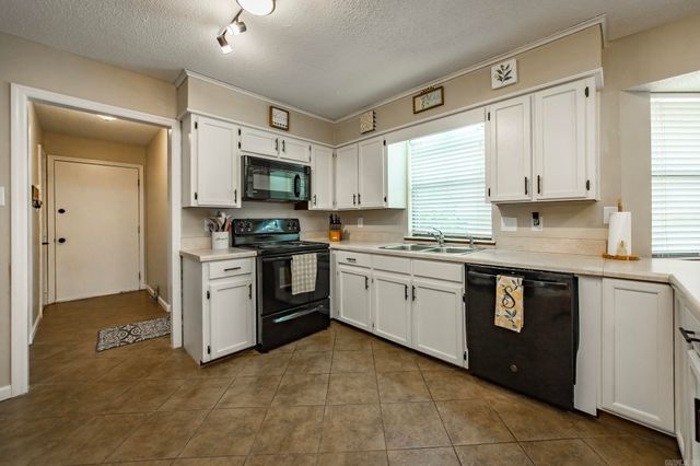 5604 N Hills Boulevard, North Little Rock, AR 72116