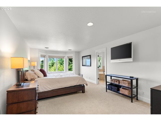 2615 Nw BIRKENDENE St, Portland, OR 97229
