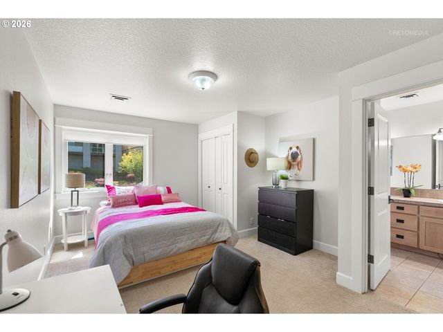 2615 Nw BIRKENDENE St, Portland, OR 97229