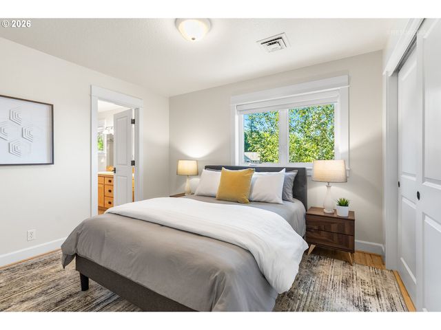 2615 Nw BIRKENDENE St, Portland, OR 97229