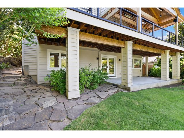 2615 Nw BIRKENDENE St, Portland, OR 97229