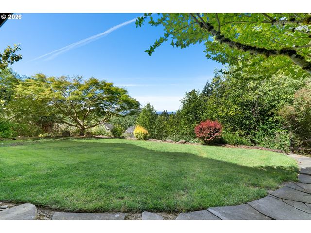 2615 Nw BIRKENDENE St, Portland, OR 97229