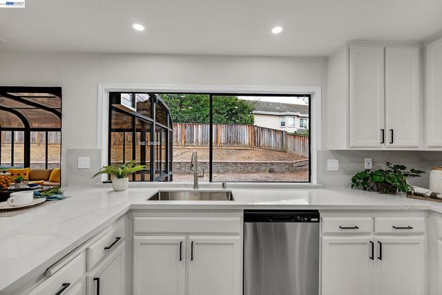 866 Hidatsa Ct, Fremont, CA 94539