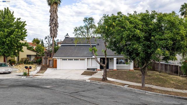 866 Hidatsa Ct, Fremont, CA 94539