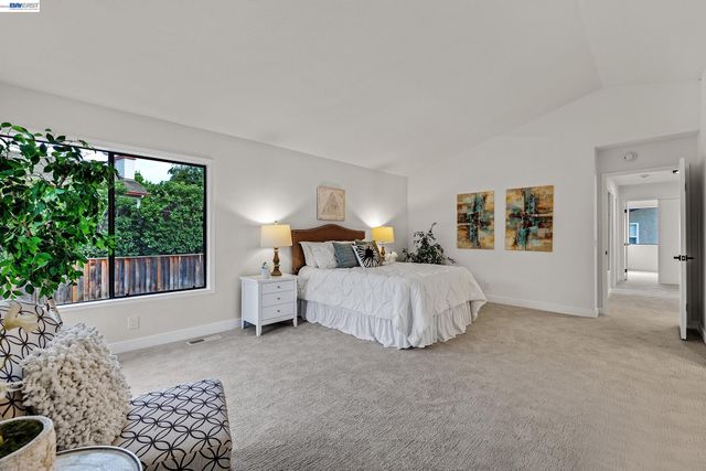 866 Hidatsa Ct, Fremont, CA 94539