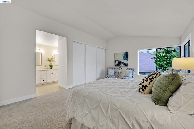 866 Hidatsa Ct, Fremont, CA 94539