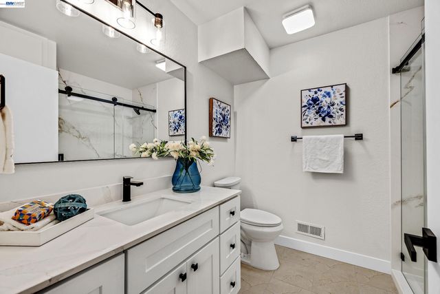 866 Hidatsa Ct, Fremont, CA 94539