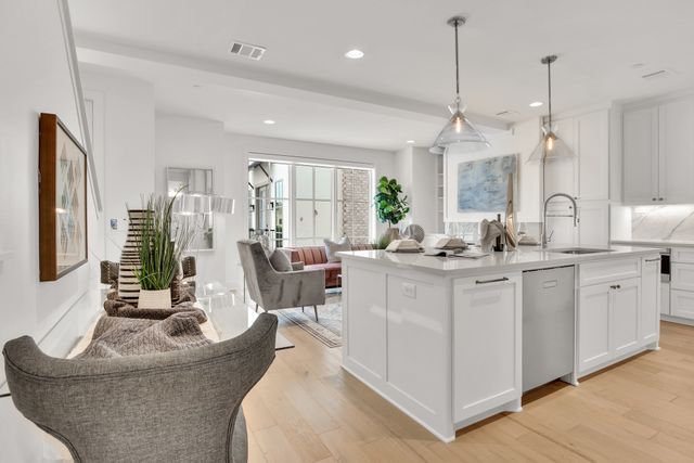 4116 University Boulevard C5, University Park, TX 75205