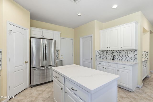 3447 E VAUGHN Avenue, Gilbert, AZ 85234