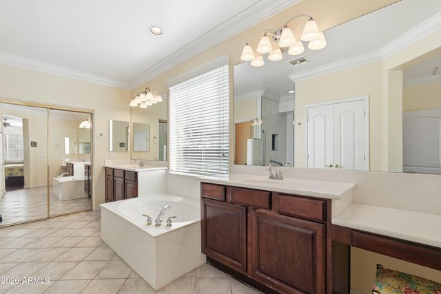 3447 E VAUGHN Avenue, Gilbert, AZ 85234