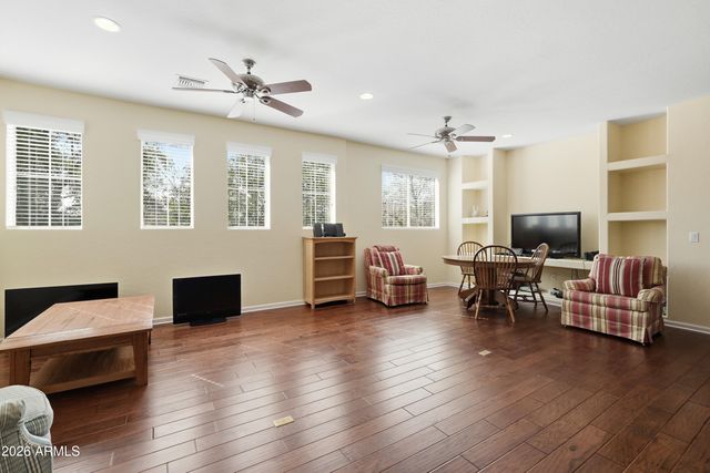 3447 E VAUGHN Avenue, Gilbert, AZ 85234