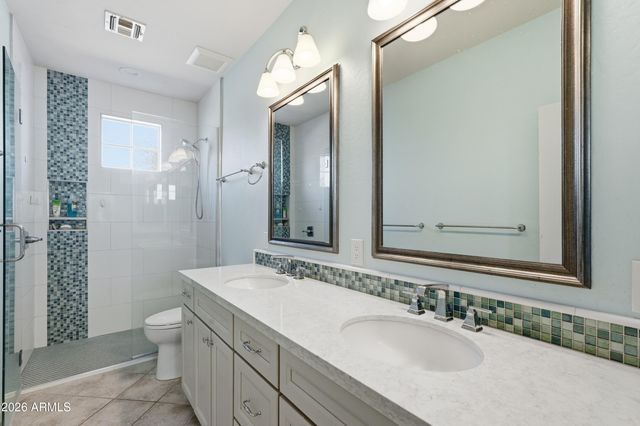 3447 E VAUGHN Avenue, Gilbert, AZ 85234