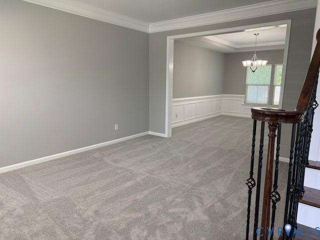 8400 Hampton Farms Dr, Moseley, VA 23120