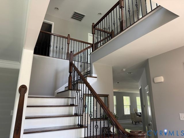 8400 Hampton Farms Dr, Moseley, VA 23120