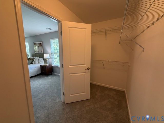 8400 Hampton Farms Dr, Moseley, VA 23120