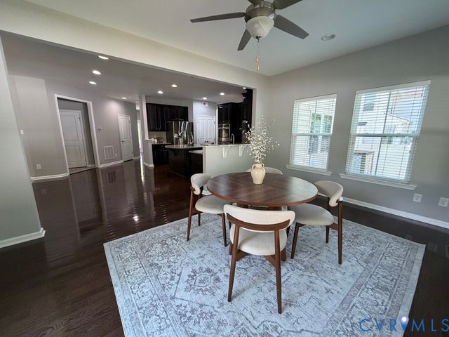 8400 Hampton Farms Dr, Moseley, VA 23120