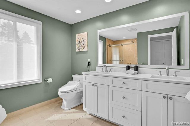 5076 Watergate Road, West Bloomfield, MI 48323