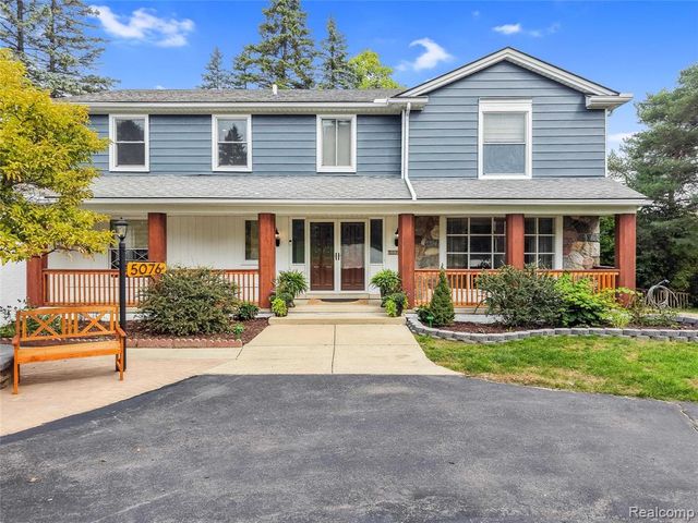 5076 Watergate Road, West Bloomfield, MI 48323