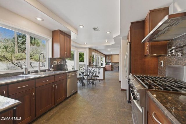 18525 Entrada Court, Porter Ranch, CA 91326