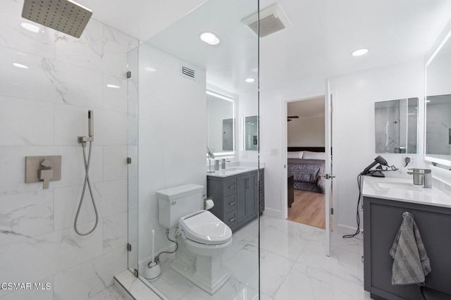 18525 Entrada Court, Porter Ranch, CA 91326