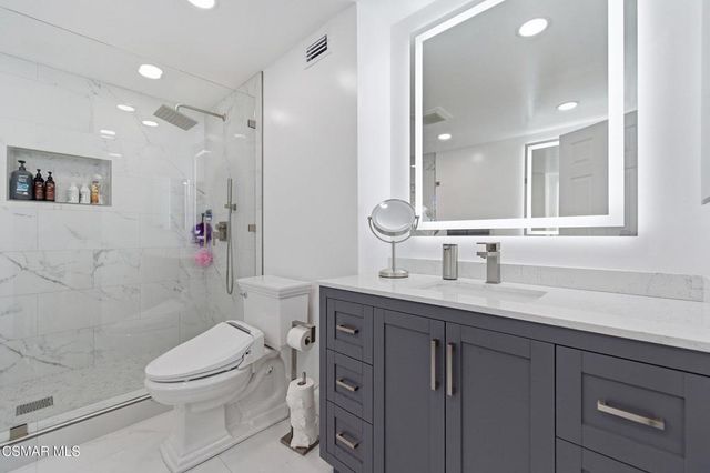 18525 Entrada Court, Porter Ranch, CA 91326