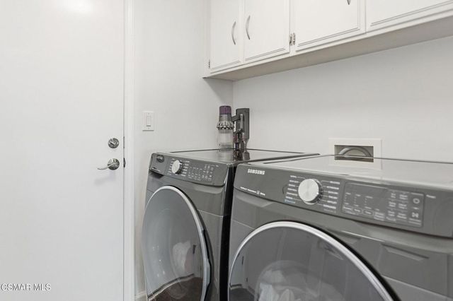 18525 Entrada Court, Porter Ranch, CA 91326