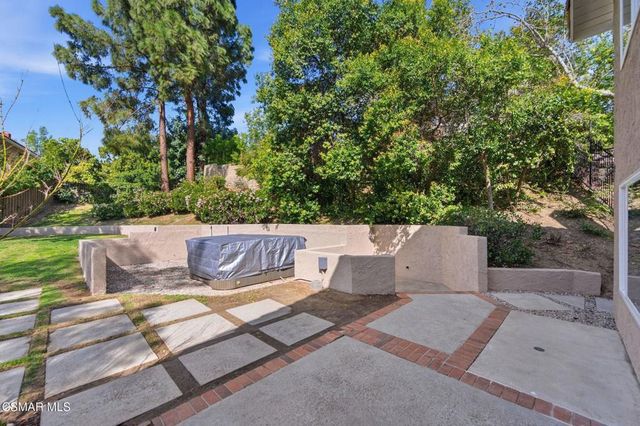 18525 Entrada Court, Porter Ranch, CA 91326