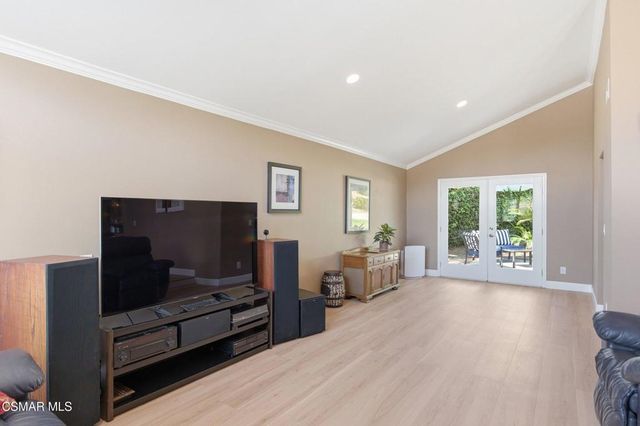 18525 Entrada Court, Porter Ranch, CA 91326