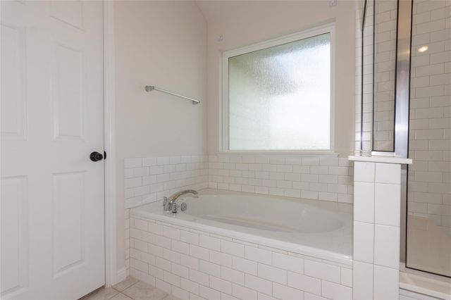 2500 Roosevelt RD, Leander, TX 78641